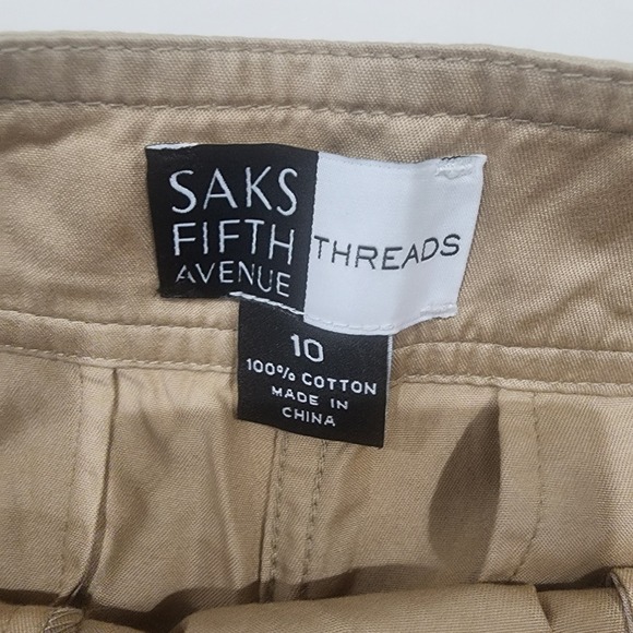 Saks Fifth Avenue Threads Shorts Womens 10/30 Tan Bermuda 100%Cotton Flat Front - Picture 6 of 6